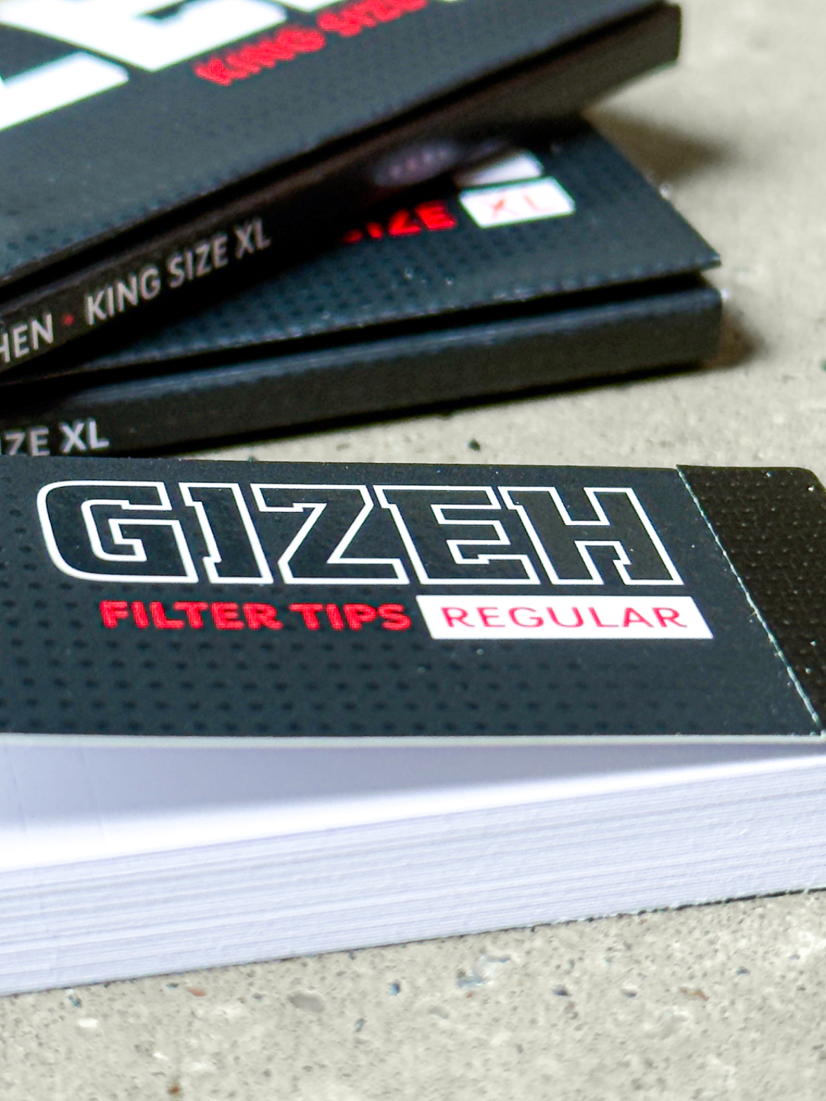 GIZEH BLACK® FILTER TIPS REGULAR
